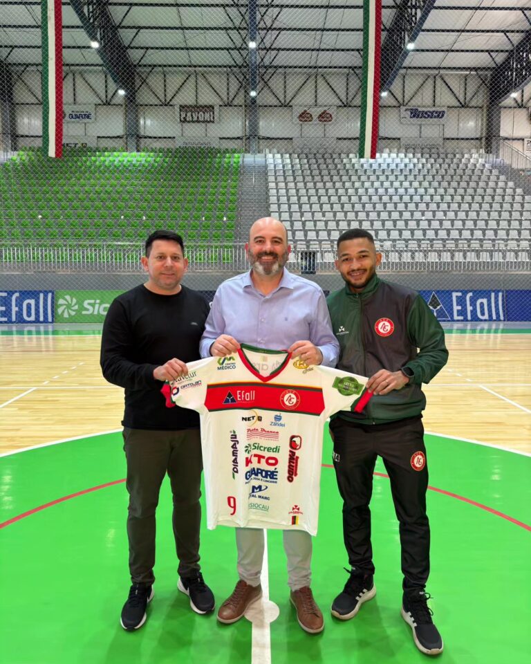 Laboratório São Roque: Novo Patrocinador da AGE Futsal